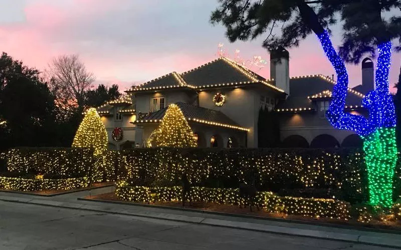 House decorated for the holidays